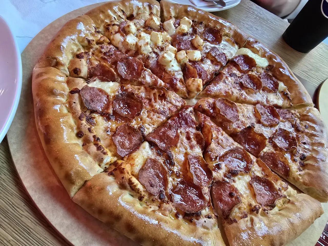 Pizza hut erfurt 21 1731179598 619 photo