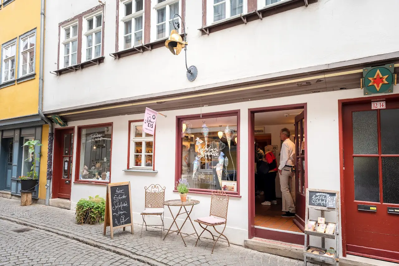 Goldhelm schokoladen manufaktur - brückenladen 27 1731220609 243 photo