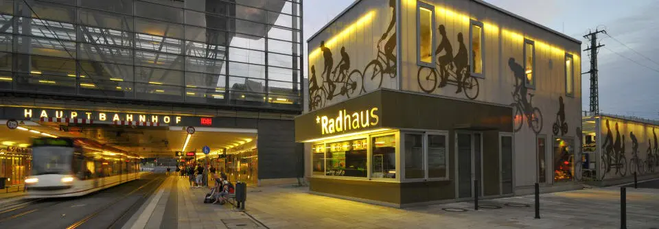 (b)radhaus - imbiss in der fahrradstation am hbf erfurt 21 1733485092 3 photo