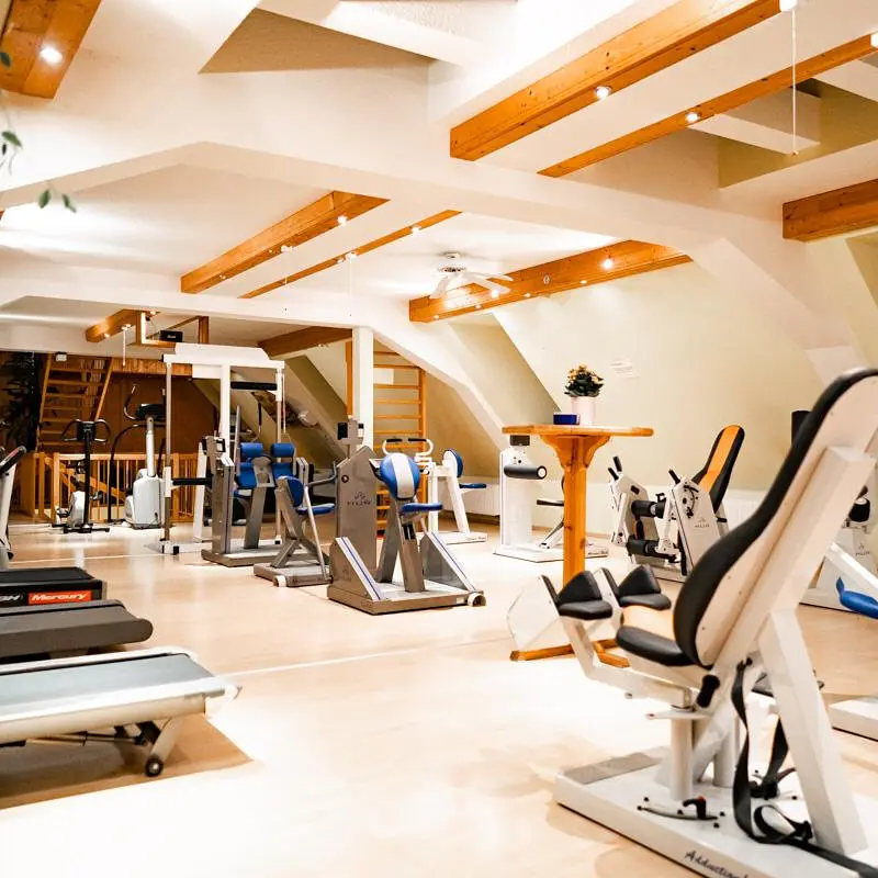 Physio aktiv am anger 21 1733489942 492 photo