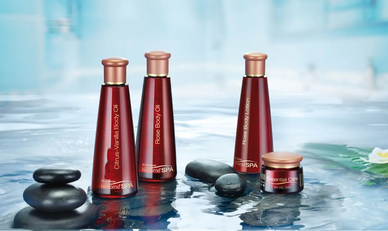 Beauty line - evelyn hofer 13 1733490707 294 photo