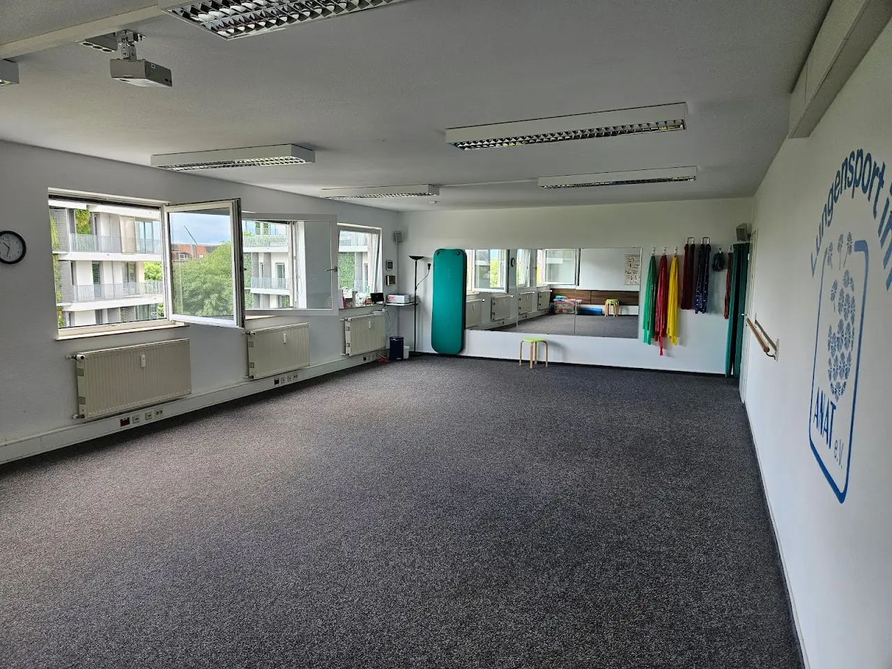 Rehasport + prävention marco ahlgrimm 27 1733496547 160 photo