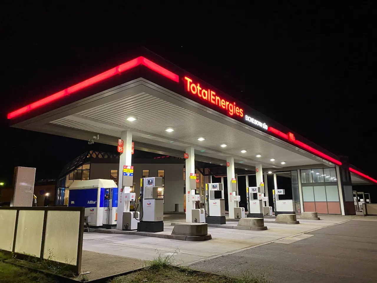 Totalenergies tankstelle 27 1733583657 232 photo