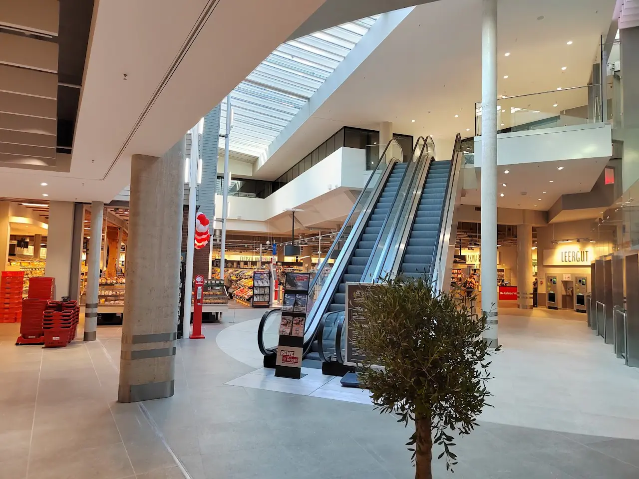 Rewe 27 1733602790 899 photo