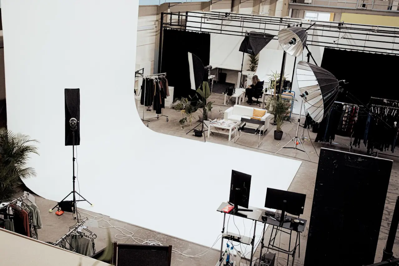 Primeart content studio gmbh & co. Kg 13 1736870194 845 photo