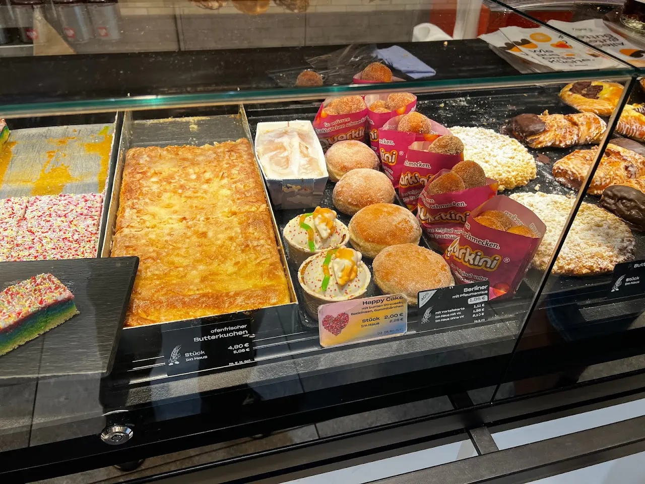 Helbing mein lieblingsbäcker gmbh & co. Kg 27 1737376242 434 photo